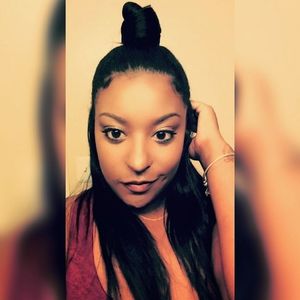 Meet your Posher, Nails